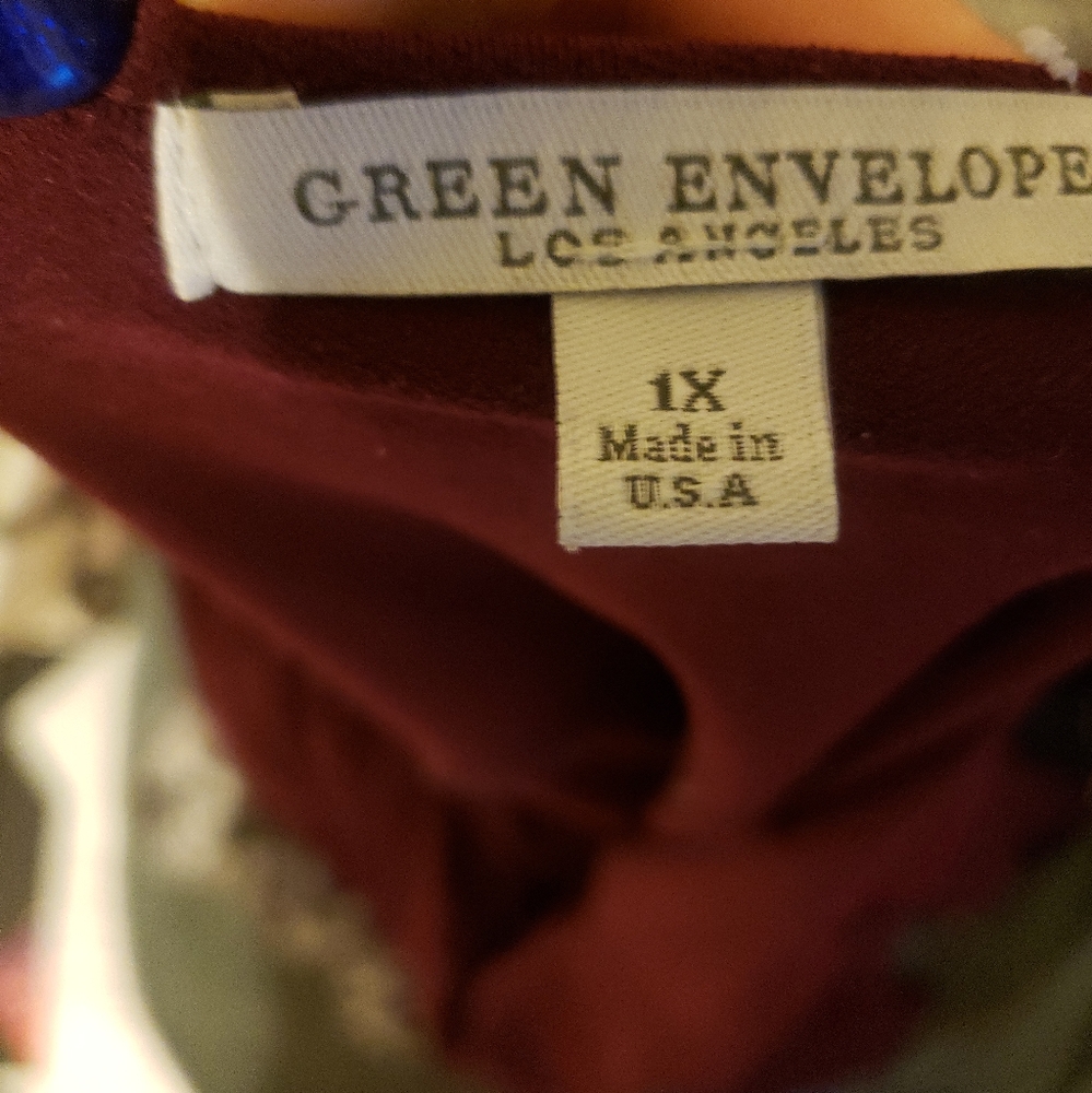 Pretty blouse - Picture 2 of 2